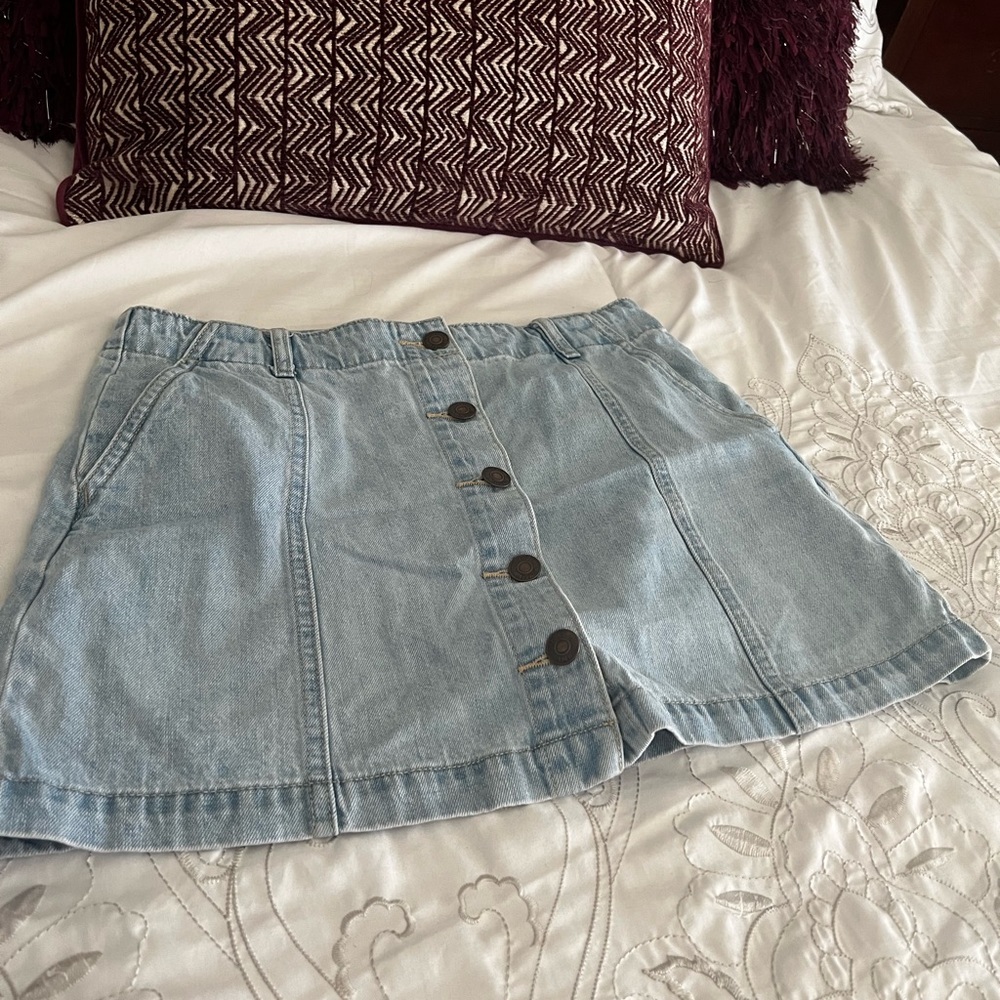 Jean skirt! For sale. Purchase 3 or more items and you get free shipping!🙂